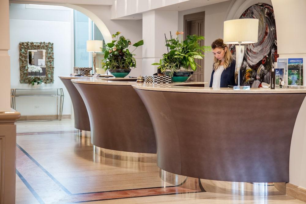 מילאנו מריטימה Hotel Aurelia מראה חיצוני תמונה