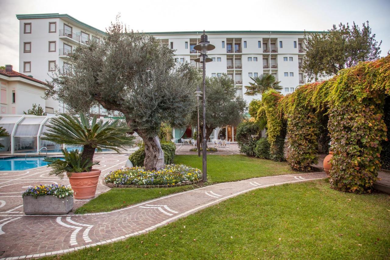 מילאנו מריטימה Hotel Aurelia מראה חיצוני תמונה